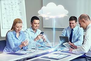 employees using cloud software for it management