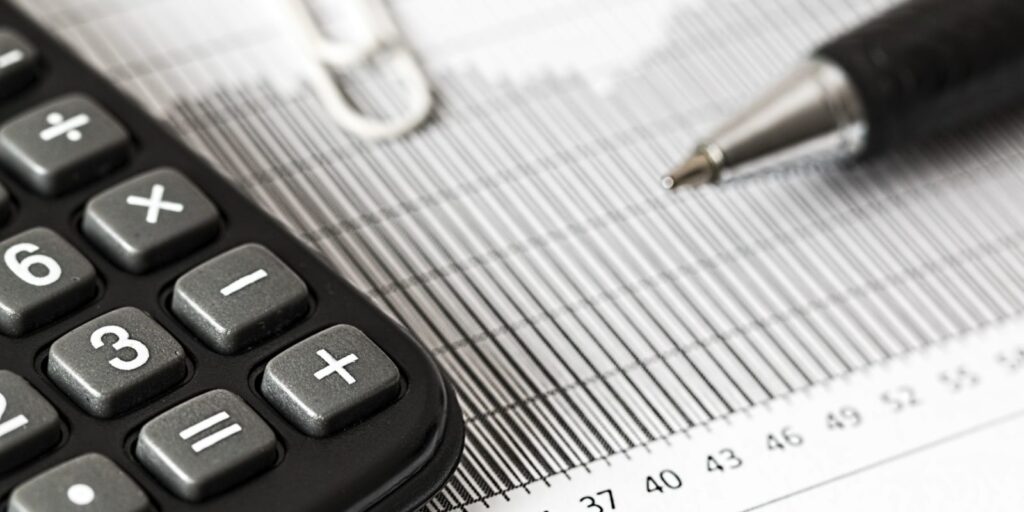 Payroll management does hr duties so a business is optimized to perform other duties e1598980146109